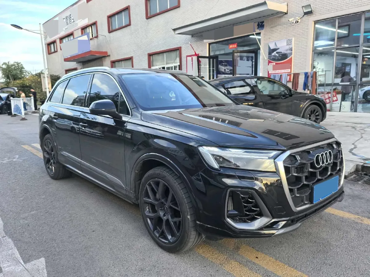 2025 Audi Q7 3.0T 340HP V6 8AT,autocango,china used car exporter,china ev exporter,chinese used car exporter,chinese used ev exporter