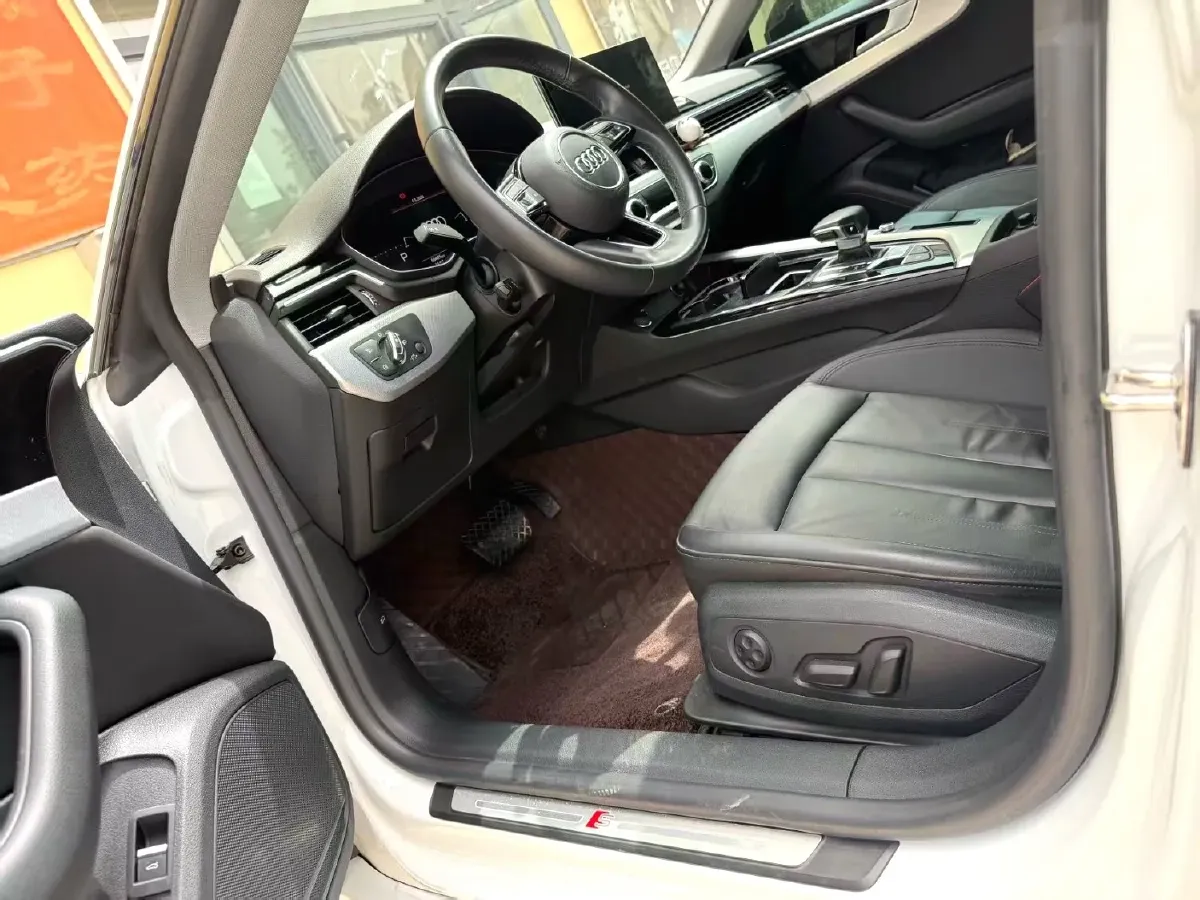 2021 Audi A5 2.0T 204HP L4 7DCT,autocango,china used car exporter,china ev exporter,chinese used car exporter,chinese used ev exporter