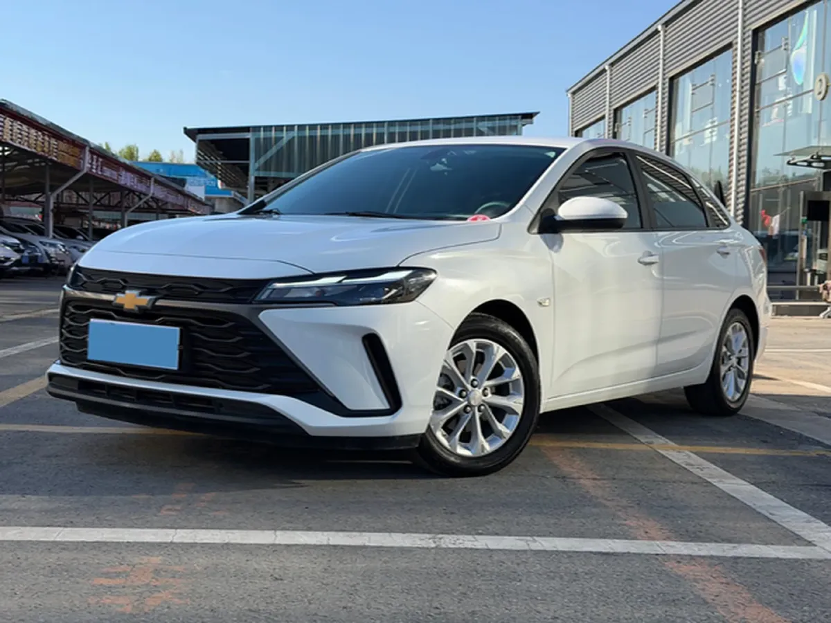 2023 Chevrolet Monza 1.5L 113HP L4 6DCT,autocango,china used car exporter,china ev exporter,chinese used car exporter,chinese used ev exporter