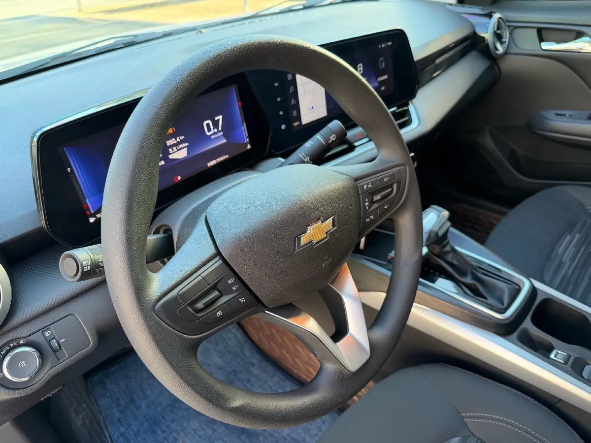 2023 Chevrolet Monza 1.5L 113HP L4 6DCT,autocango,china used car exporter,china ev exporter,chinese used car exporter,chinese used ev exporter
