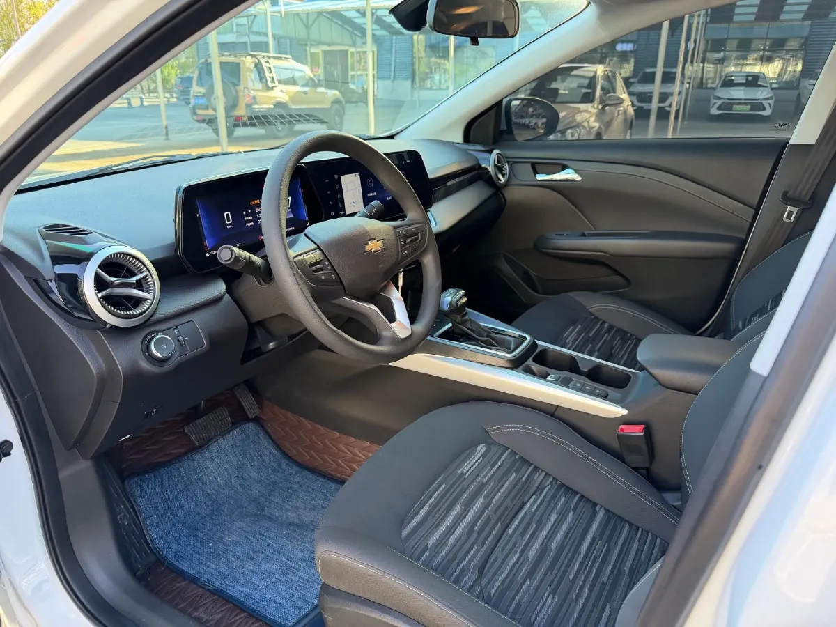 2023 Chevrolet Monza 1.5L 113HP L4 6DCT,autocango,china used car exporter,china ev exporter,chinese used car exporter,chinese used ev exporter