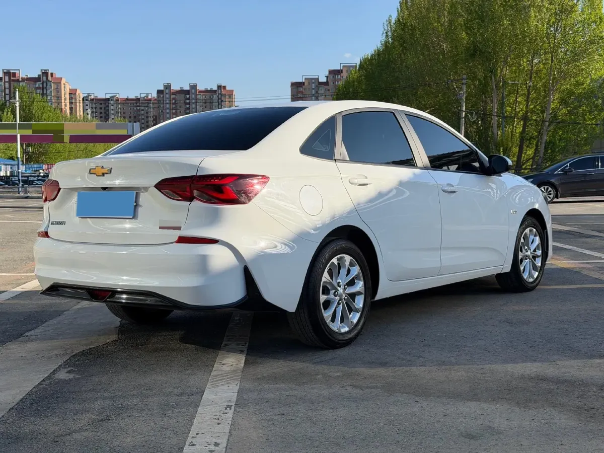 2023 Chevrolet Monza 1.5L 113HP L4 6DCT,autocango,china used car exporter,china ev exporter,chinese used car exporter,chinese used ev exporter