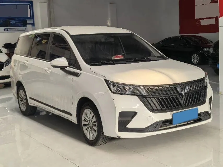 2022 WuLing ZhengChen 2.0L 136HP L4 6MT,autocango,china used car exporter,china ev exporter,chinese used car exporter,chinese used ev exporter
