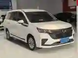 2022 WuLing ZhengChen 2.0L 136HP L4 6MT