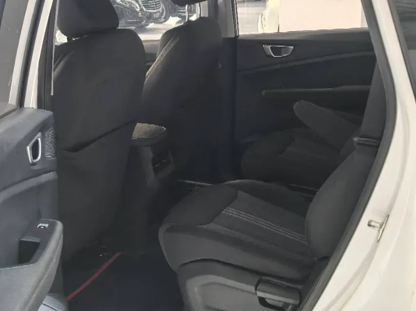2022 WuLing ZhengChen 2.0L 136HP L4 6MT,autocango,china used car exporter,china ev exporter,chinese used car exporter,chinese used ev exporter
