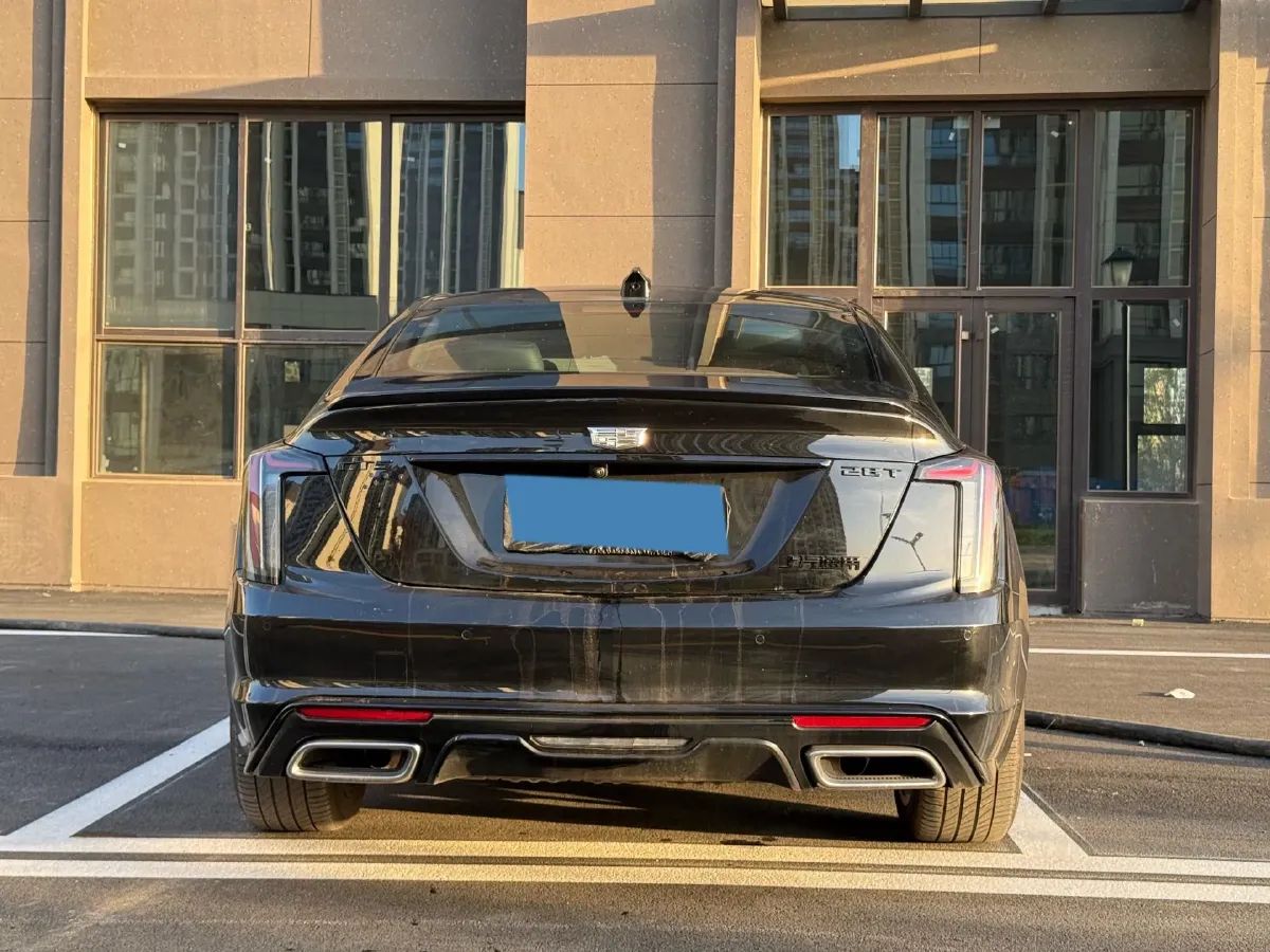 2025 Cadillac CT5 2.0T 237HP L4 10AT,autocango,china used car exporter,china ev exporter,chinese used car exporter,chinese used ev exporter