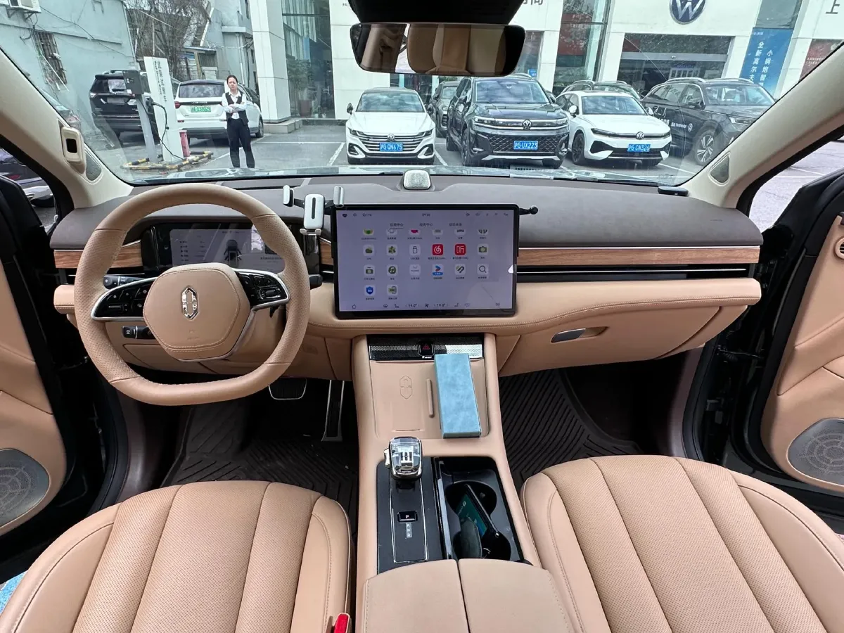 2024 Ford Transit 2.0T 143HP L4 9AT,autocango,china used car exporter,china ev exporter,chinese used car exporter,chinese used ev exporter