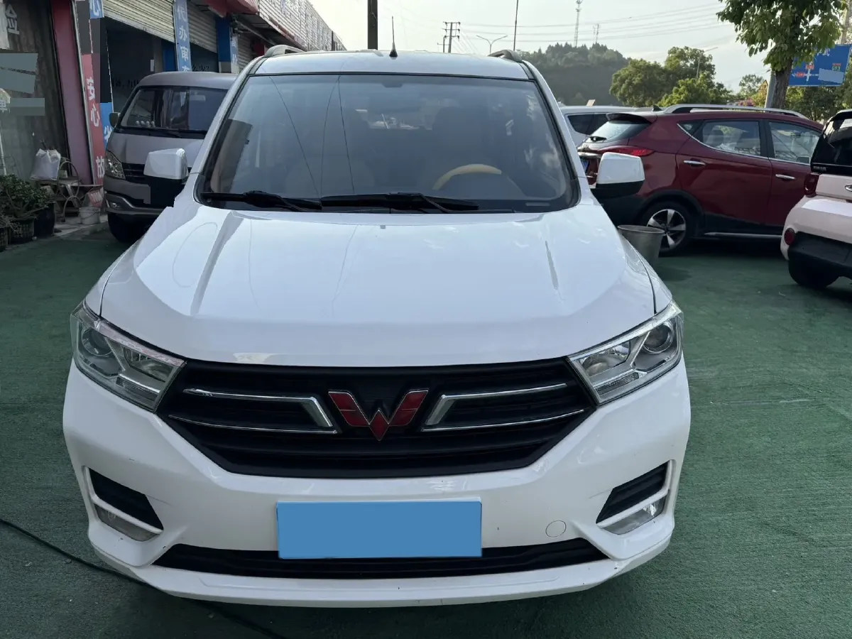 2021 WuLing RongGuang New Truck 1.5L 99HP L4 5MT,autocango,china used car exporter,china ev exporter,chinese used car exporter,chinese used ev exporter
