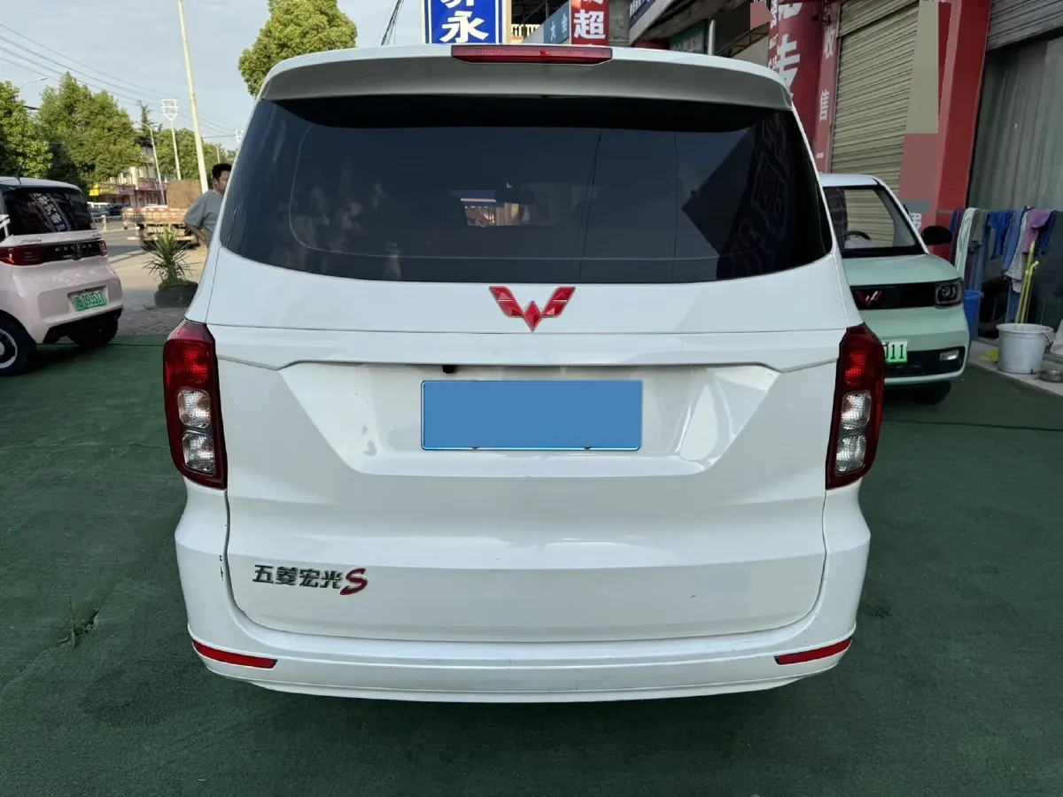 2021 WuLing RongGuang New Truck 1.5L 99HP L4 5MT,autocango,china used car exporter,china ev exporter,chinese used car exporter,chinese used ev exporter