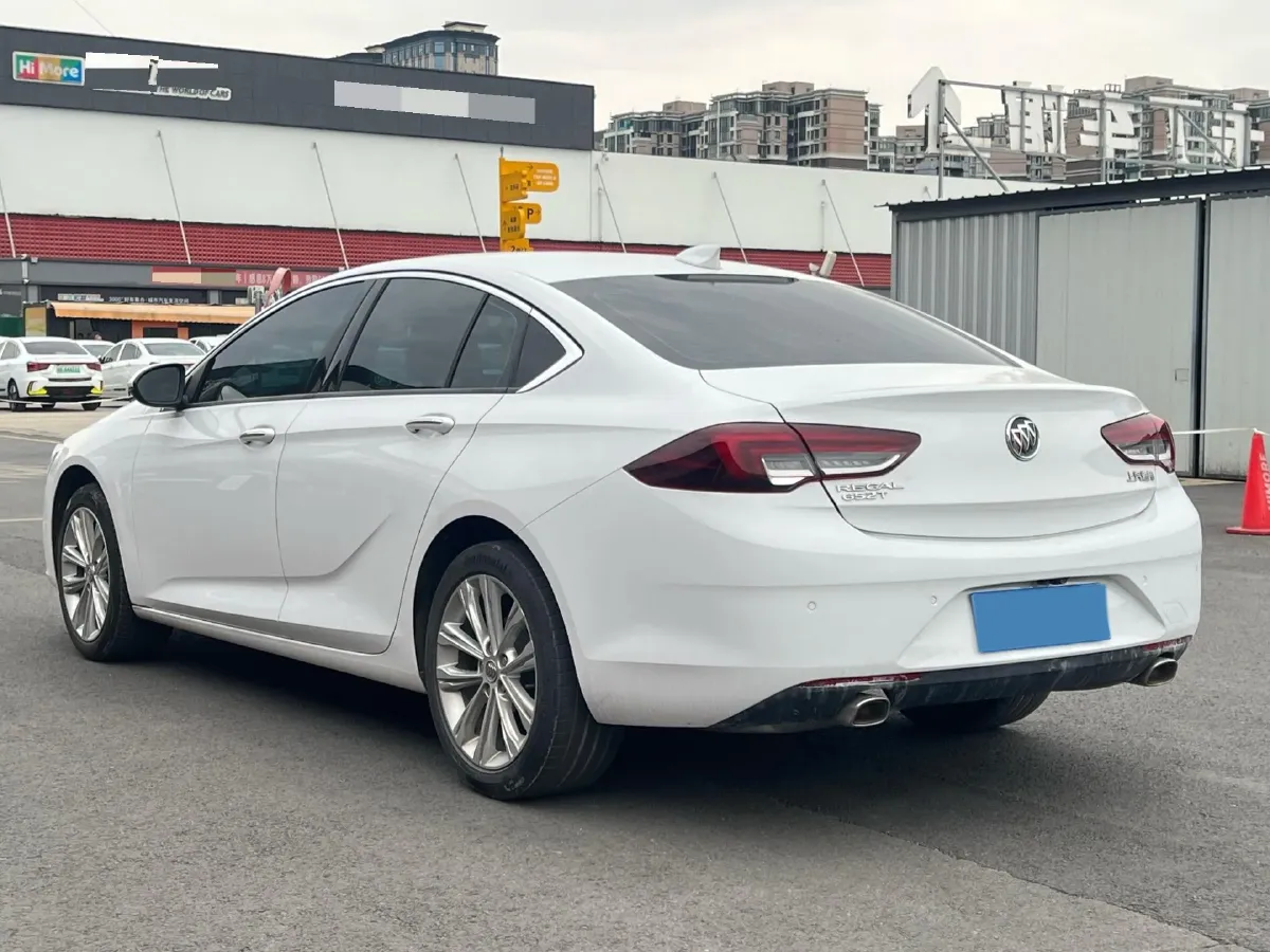 2022 Buick Regal 2.0T 237HP L4 9AT,autocango,china used car exporter,china ev exporter,chinese used car exporter,chinese used ev exporter