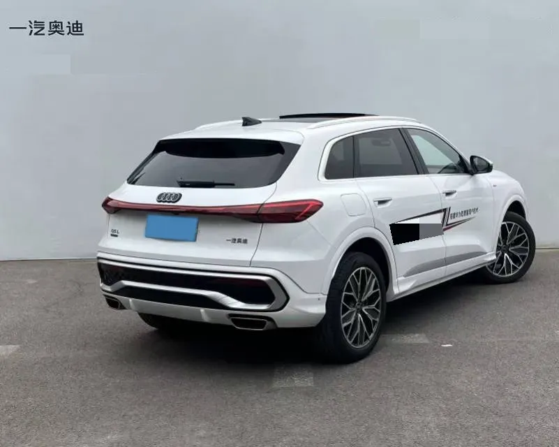 2026 Audi Q5L 2.0T 204HP L4 7DCT,autocango,china used car exporter,china ev exporter,chinese used car exporter,chinese used ev exporter