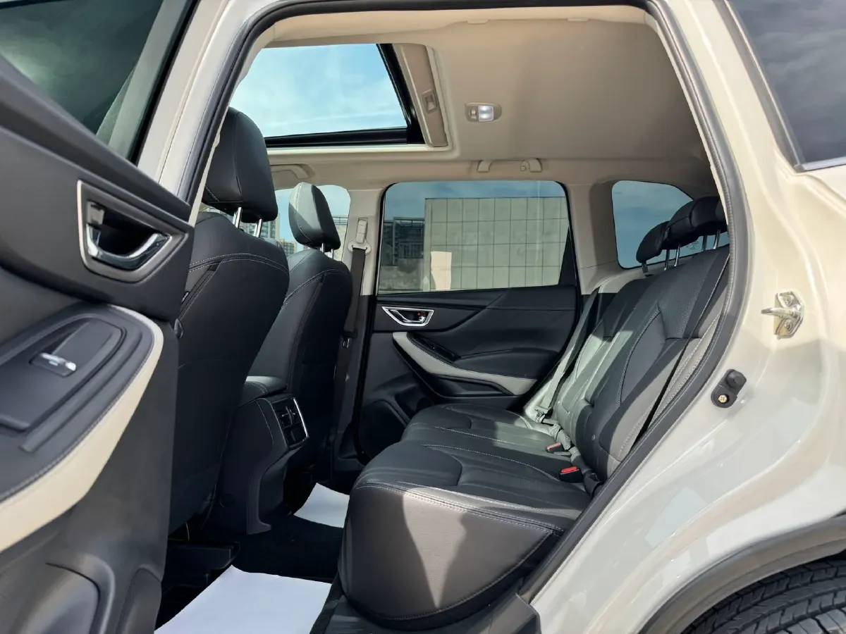2022 Subaru Forester 2.0L 154HP H4 CVT,autocango,china used car exporter,china ev exporter,chinese used car exporter,chinese used ev exporter