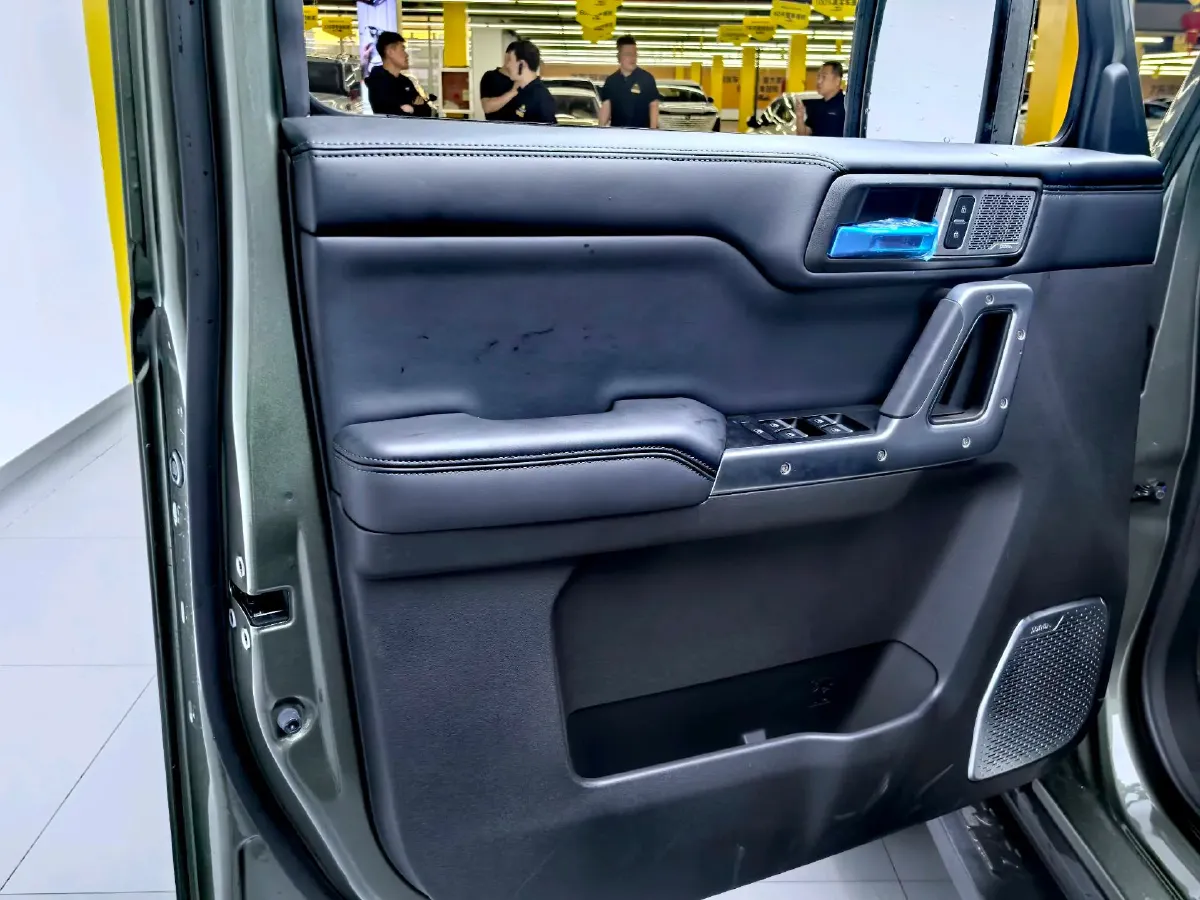 2024 212 212 T01 2.0T 252HP L4 8AT,autocango,china used car exporter,china ev exporter,chinese used car exporter,chinese used ev exporter