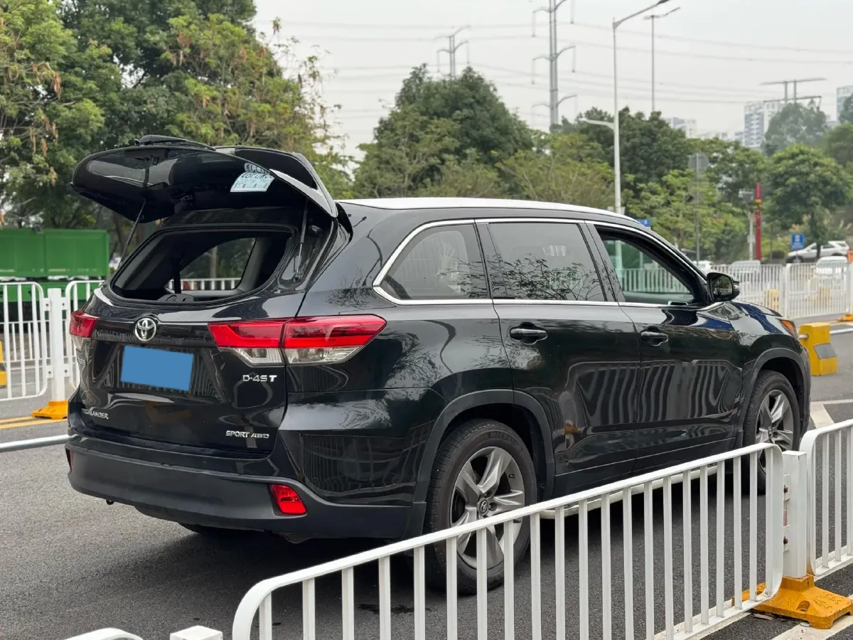 2019 Lincoln MKC 2.0T 203HP L4 6AT,autocango,china used car exporter,china ev exporter,chinese used car exporter,chinese used ev exporter