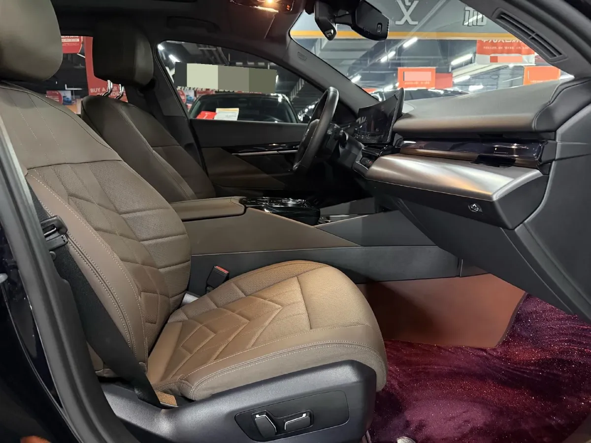 2024 BMW 5 Series 2.0T 258HP L4 8AT,autocango,china used car exporter,china ev exporter,chinese used car exporter,chinese used ev exporter