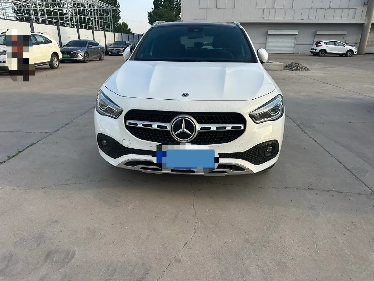 2023 Mercedes-Benz GLA Class 2.0T 190HP L4 8DCT,autocango,china used car exporter,china ev exporter,chinese used car exporter,chinese used ev exporter