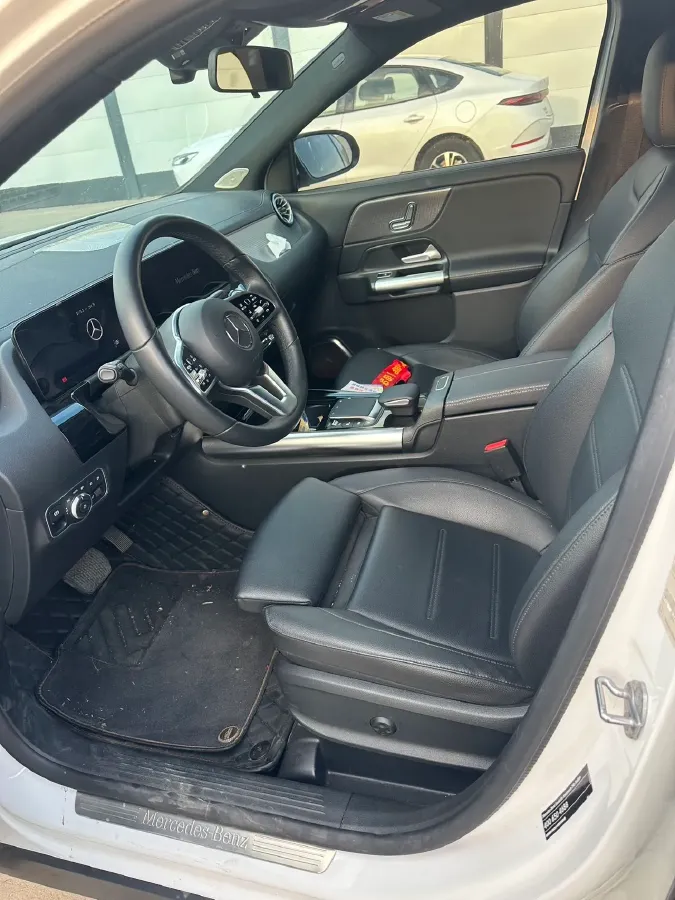 2023 Mercedes-Benz GLA Class 2.0T 190HP L4 8DCT,autocango,china used car exporter,china ev exporter,chinese used car exporter,chinese used ev exporter