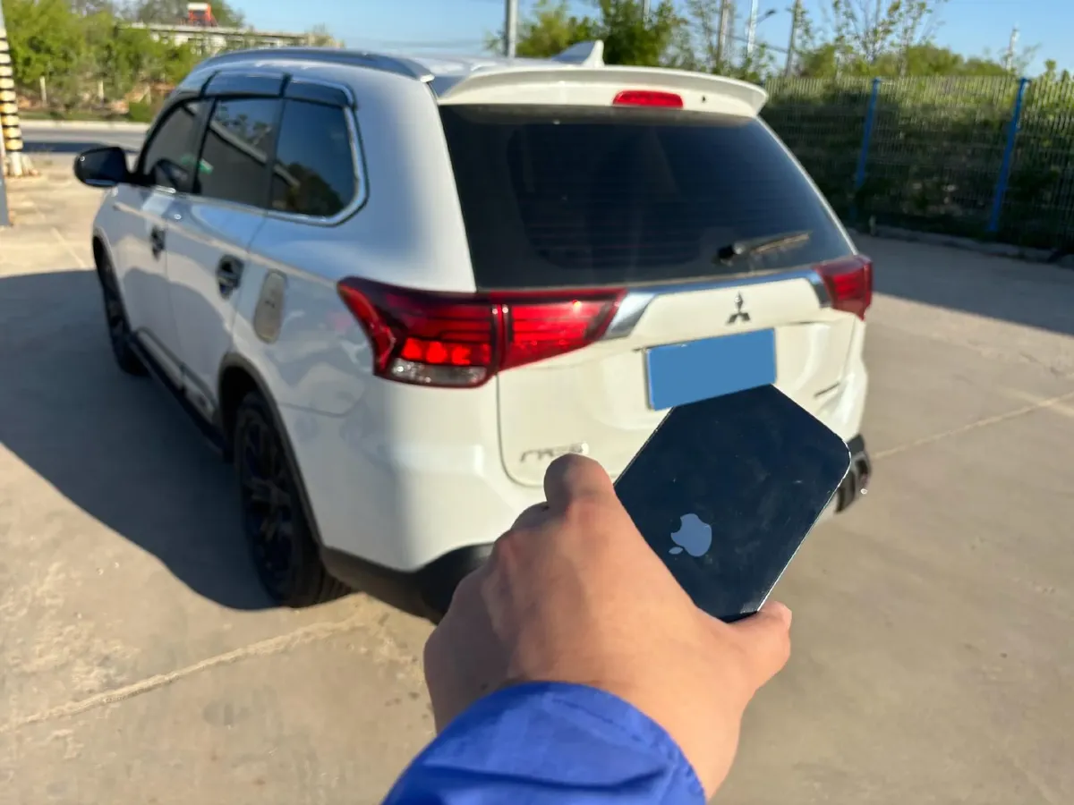 2018 Mitsubishi Outlander 2.0L 166HP L4 CVT,autocango,china used car exporter,china ev exporter,chinese used car exporter,chinese used ev exporter