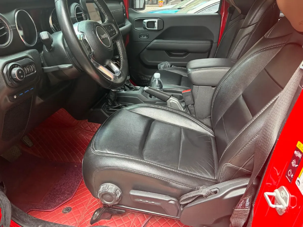 2021 Jeep Wrangler 2.0T 266HP L4 8AT PHEV 17KWH,autocango,china used car exporter,china ev exporter,chinese used car exporter,chinese used ev exporter