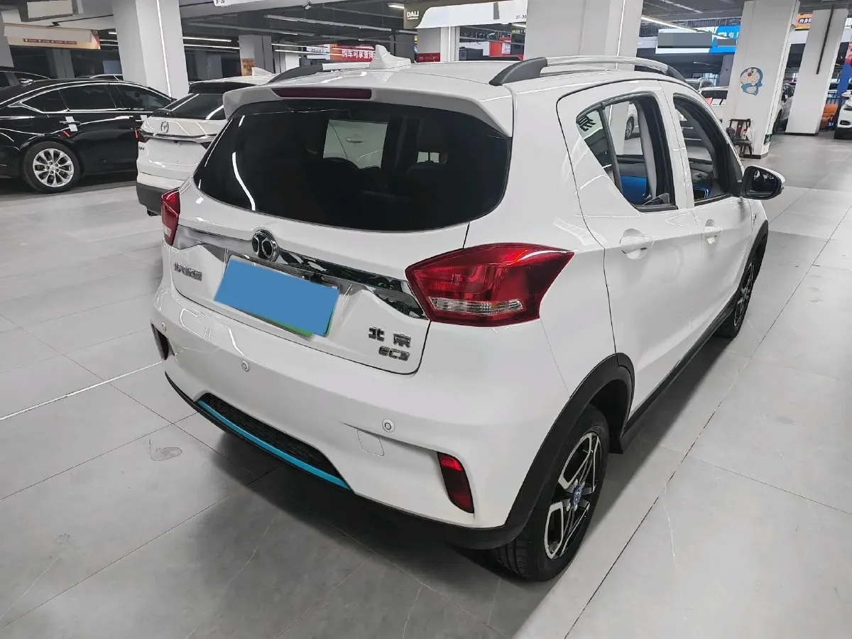 2018 Landwind XiaoYao 1.5T 163HP L4 CVT,autocango,china used car exporter,china ev exporter,chinese used car exporter,chinese used ev exporter