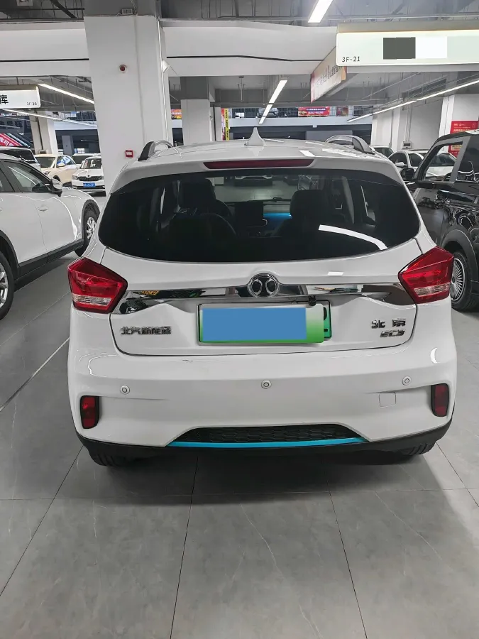 2018 Landwind XiaoYao 1.5T 163HP L4 CVT,autocango,china used car exporter,china ev exporter,chinese used car exporter,chinese used ev exporter