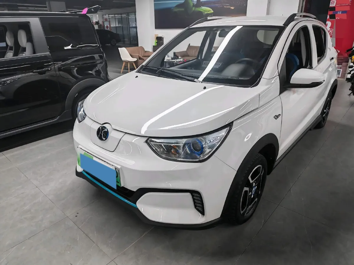 2018 Landwind XiaoYao 1.5T 163HP L4 CVT,autocango,china used car exporter,china ev exporter,chinese used car exporter,chinese used ev exporter