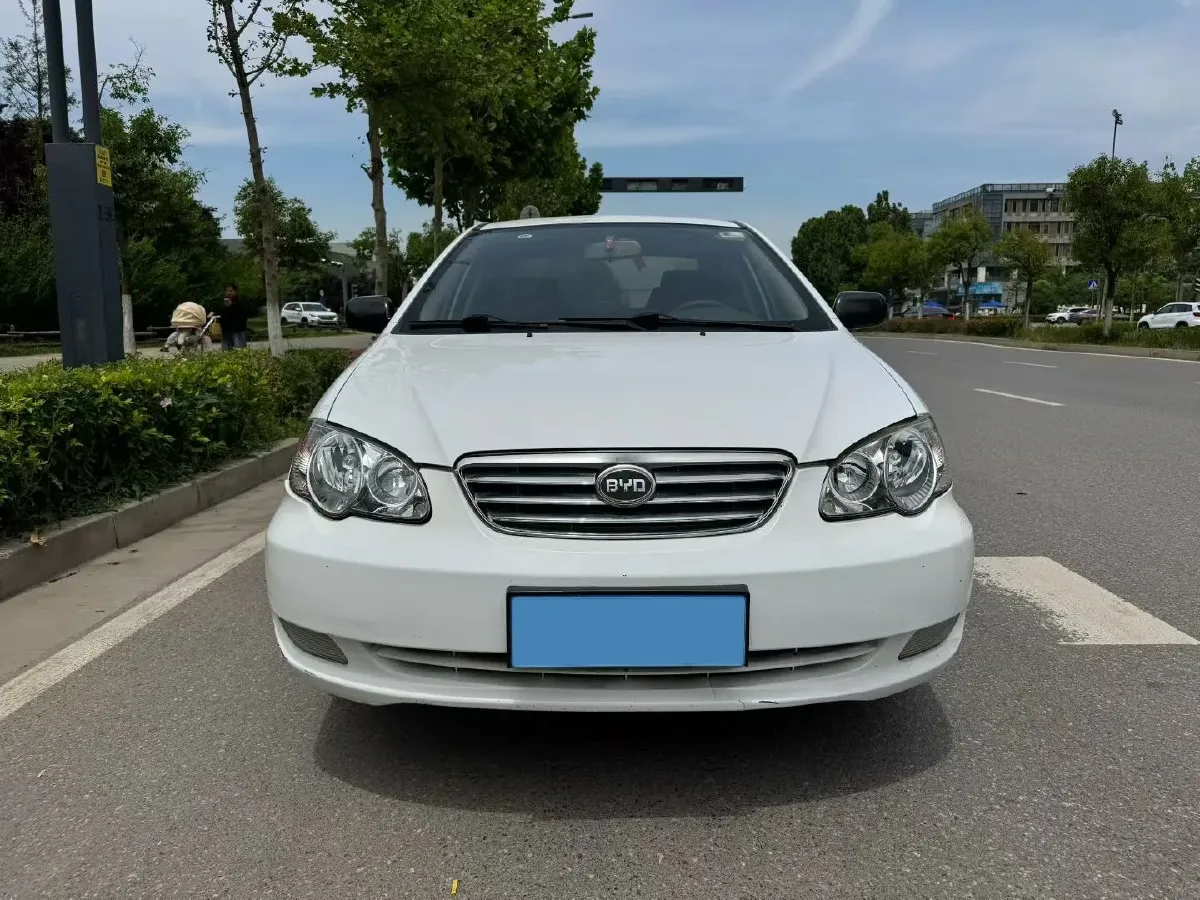 2013 FAW Vita V5 1.5L 102HP L4 5MT,autocango,china used car exporter,china ev exporter,chinese used car exporter,chinese used ev exporter