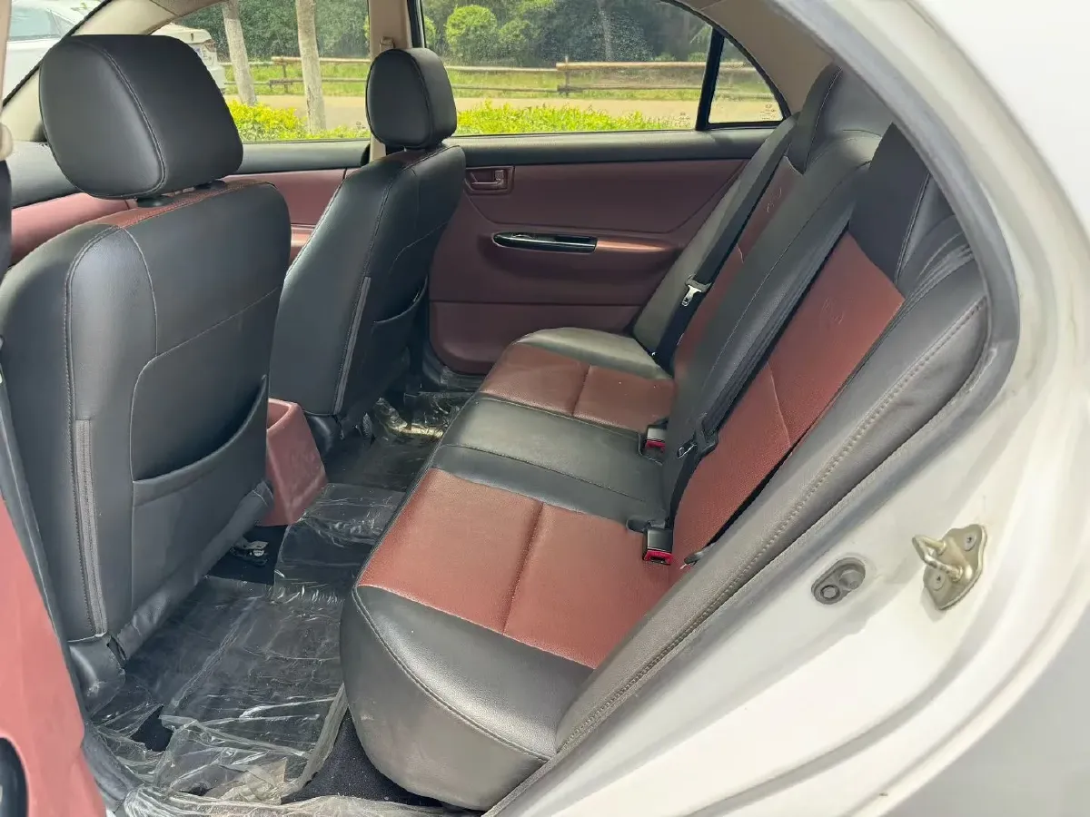 2013 FAW Vita V5 1.5L 102HP L4 5MT,autocango,china used car exporter,china ev exporter,chinese used car exporter,chinese used ev exporter