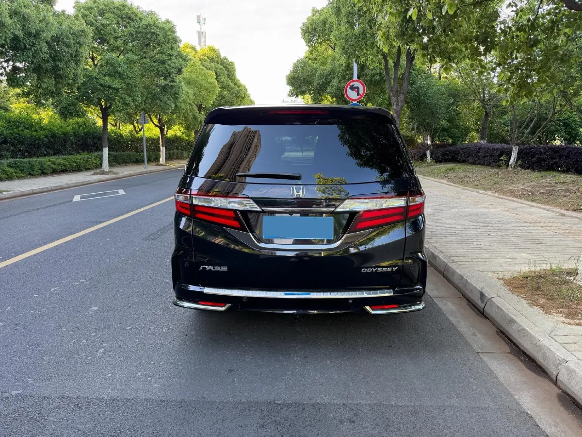 2021 Honda Odyssey 2.0L 146HP L4 E-CVT Hybrid,autocango,china used car exporter,china ev exporter,chinese used car exporter,chinese used ev exporter