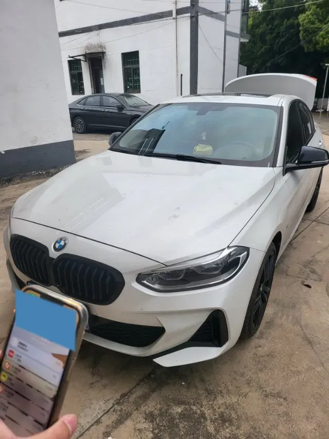 2022 BMW 1 Series 2.0T 192HP L4 7DCT,autocango,china used car exporter,china ev exporter,chinese used car exporter,chinese used ev exporter