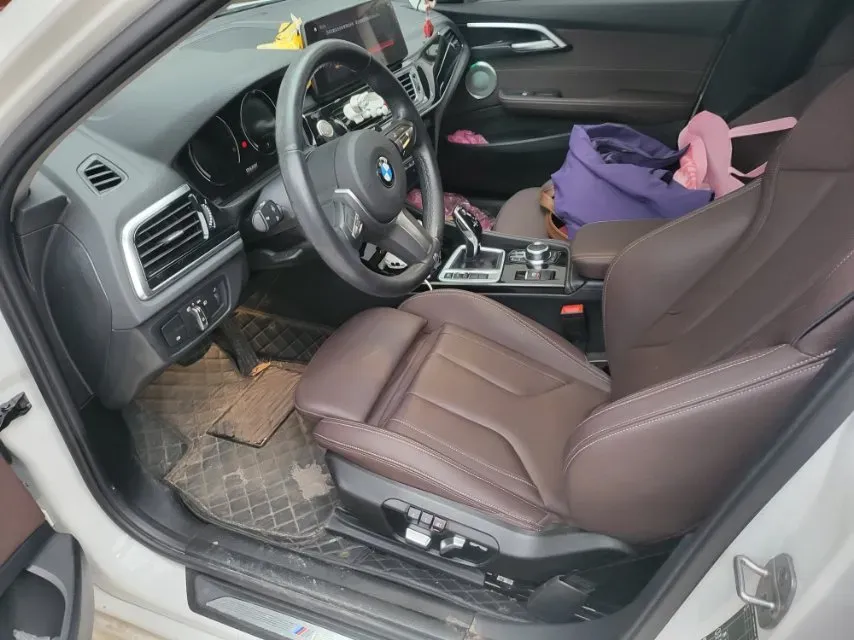 2022 BMW 1 Series 2.0T 192HP L4 7DCT,autocango,china used car exporter,china ev exporter,chinese used car exporter,chinese used ev exporter
