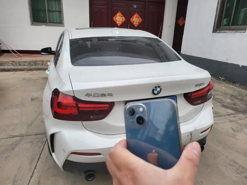 2022 BMW 1 Series 2.0T 192HP L4 7DCT,autocango,china used car exporter,china ev exporter,chinese used car exporter,chinese used ev exporter