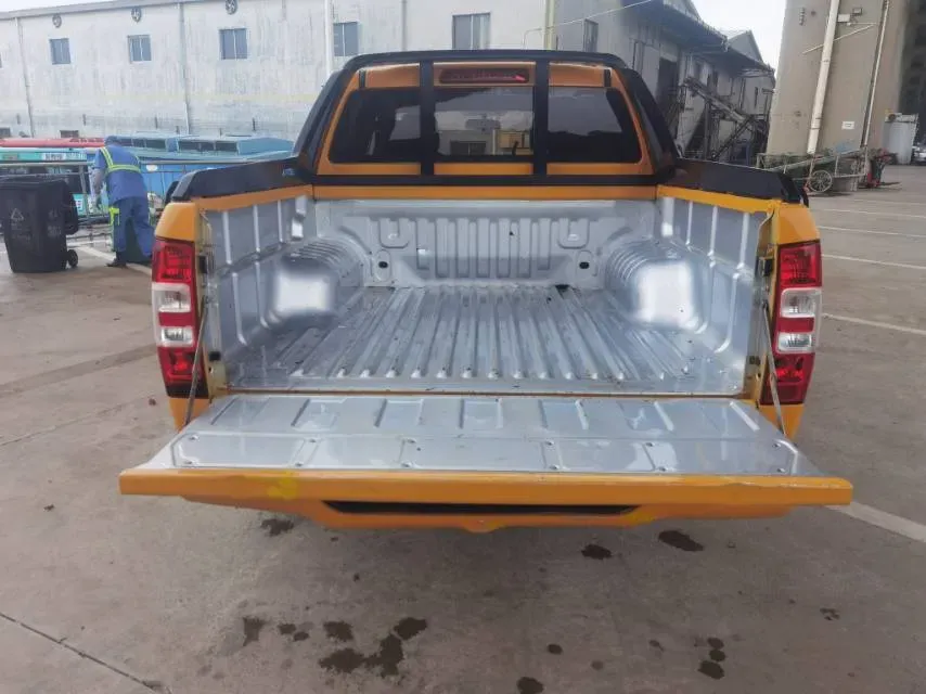 2020 Isuzu RE-MAX Jim 2.4T 211HP L4 5MT,autocango,china used car exporter,china ev exporter,chinese used car exporter,chinese used ev exporter