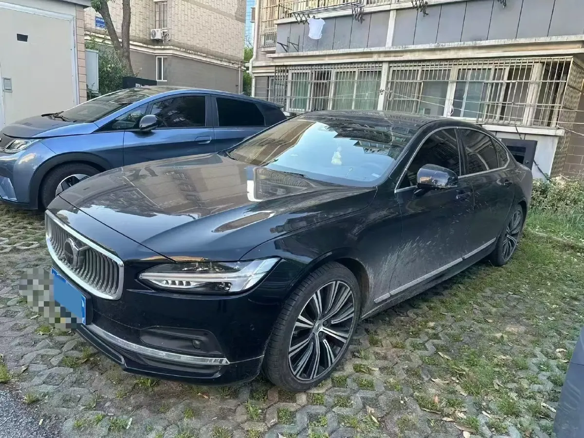 2025 Volvo S90 2.0T 250HP L4 8AT,autocango,china used car exporter,china ev exporter,chinese used car exporter,chinese used ev exporter