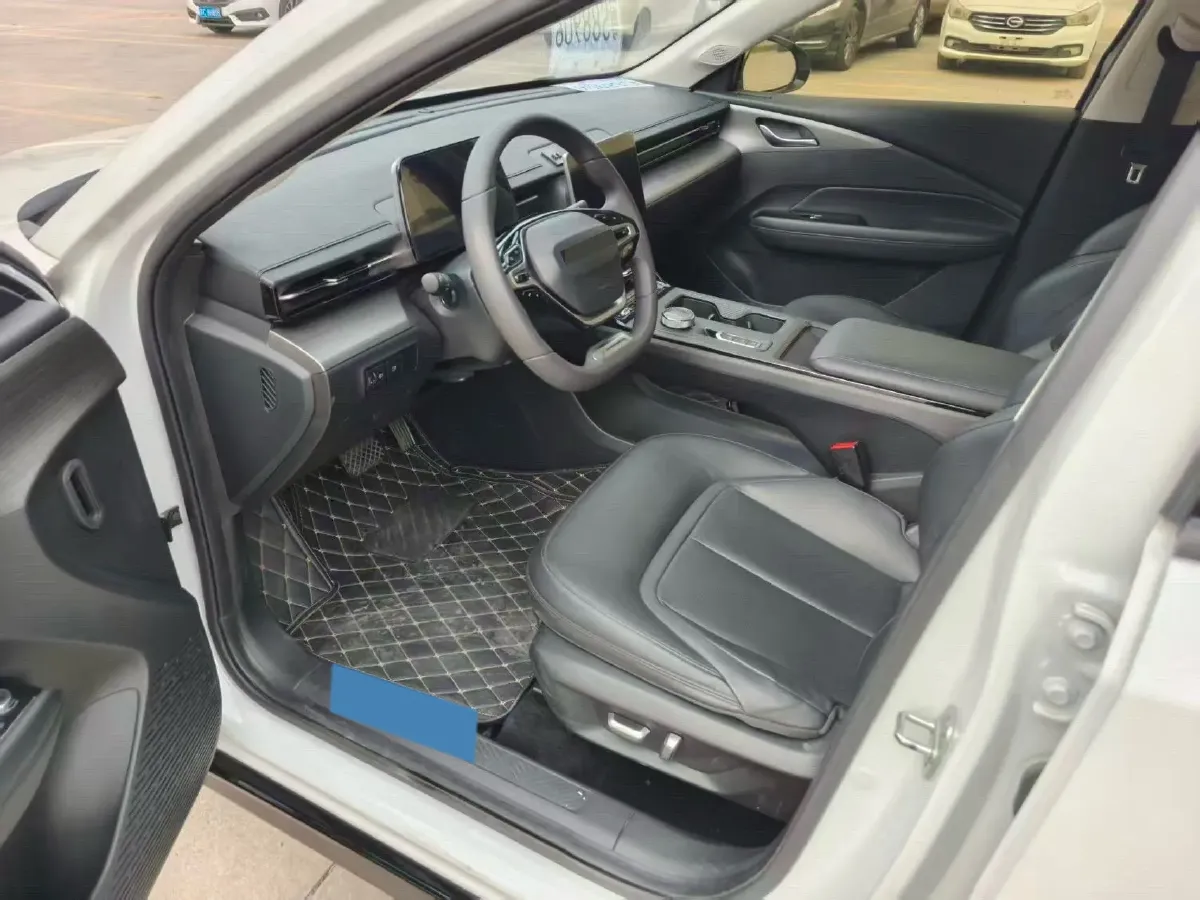 2023 WuLing XingGuang 1.5L 106HP L4 E-CVT PHEV 9.5KWH,autocango,china used car exporter,china ev exporter,chinese used car exporter,chinese used ev exporter