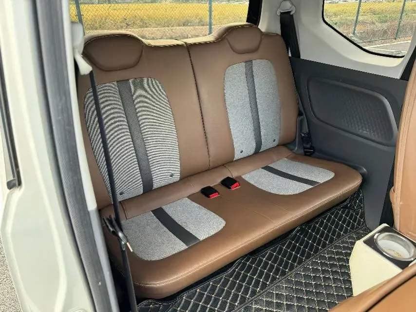 2022 WuLing HongGuang MINI EV BEV 26.5KWH,autocango,china used car exporter,china ev exporter,chinese used car exporter,chinese used ev exporter