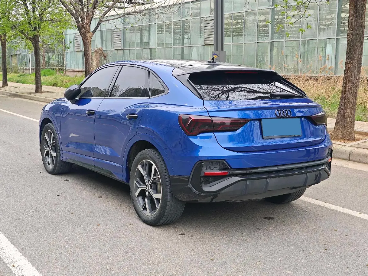 2020 Audi Q3 Sportback 2.0T 186HP L4 7DCT,autocango,china used car exporter,china ev exporter,chinese used car exporter,chinese used ev exporter