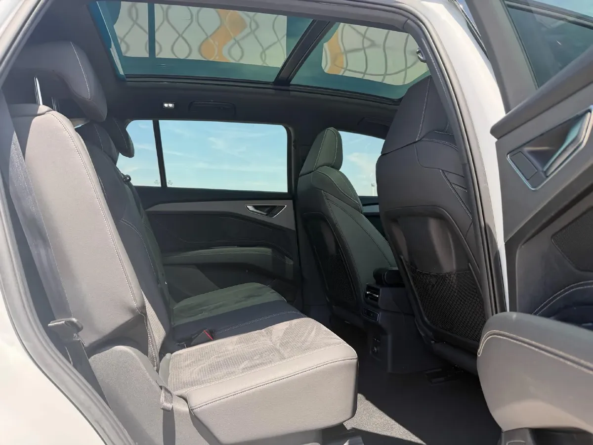 2022 Audi Q5 e-tron BEV 83.4KWH,autocango,china used car exporter,china ev exporter,chinese used car exporter,chinese used ev exporter