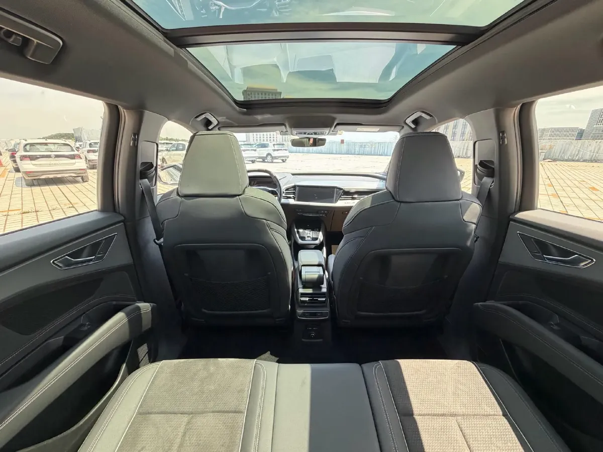2022 Audi Q5 e-tron BEV 83.4KWH,autocango,china used car exporter,china ev exporter,chinese used car exporter,chinese used ev exporter