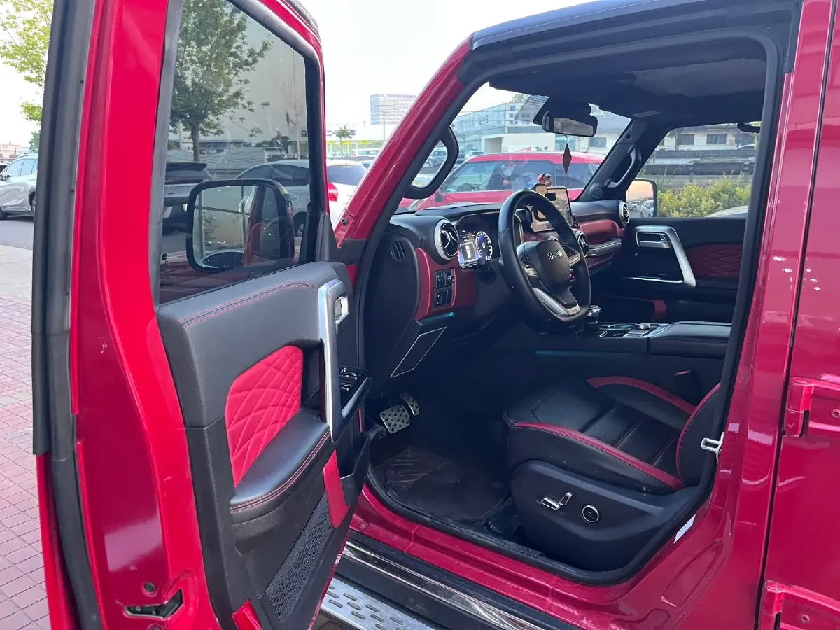 2020 Beijing BJ40 2.0T 224HP L4 8AT,autocango,china used car exporter,china ev exporter,chinese used car exporter,chinese used ev exporter