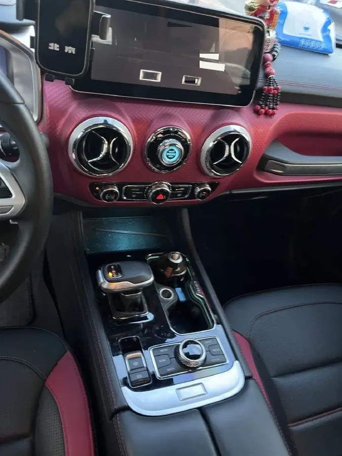 2020 Beijing BJ40 2.0T 224HP L4 8AT,autocango,china used car exporter,china ev exporter,chinese used car exporter,chinese used ev exporter