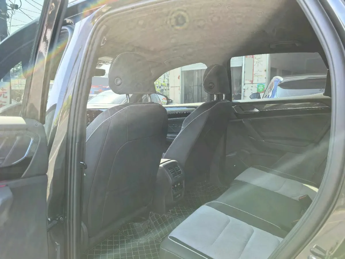 2020 Volkswagen Tayron X 2.0T 186HP L4 7DCT,autocango,china used car exporter,china ev exporter,chinese used car exporter,chinese used ev exporter
