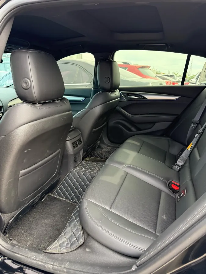 2025 Cadillac CT5 2.0T 237HP L4 10AT,autocango,china used car exporter,china ev exporter,chinese used car exporter,chinese used ev exporter