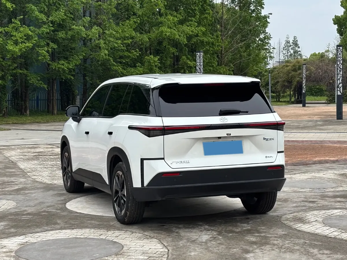 2025 Toyota BZ3X BEV 58.37KWH,autocango,china used car exporter,china ev exporter,chinese used car exporter,chinese used ev exporter