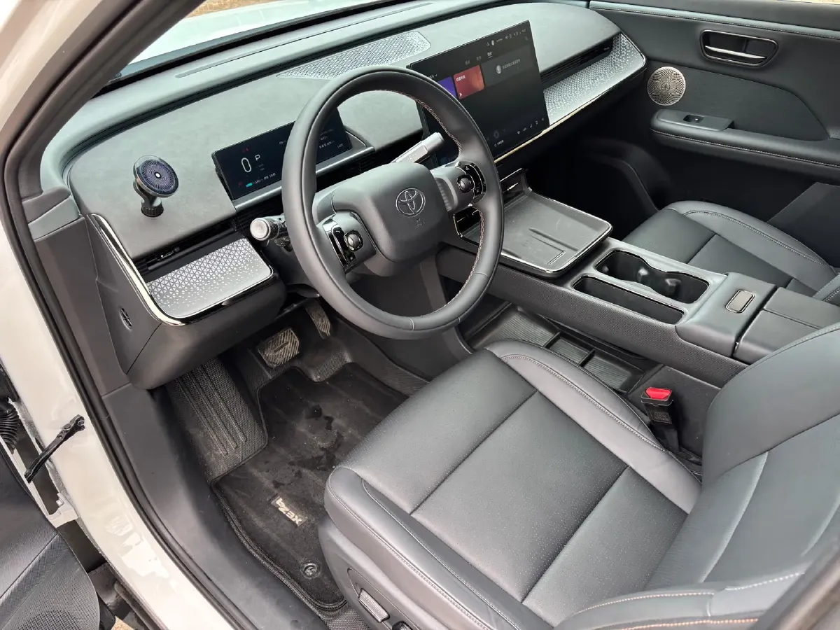 2025 Toyota BZ3X BEV 58.37KWH,autocango,china used car exporter,china ev exporter,chinese used car exporter,chinese used ev exporter