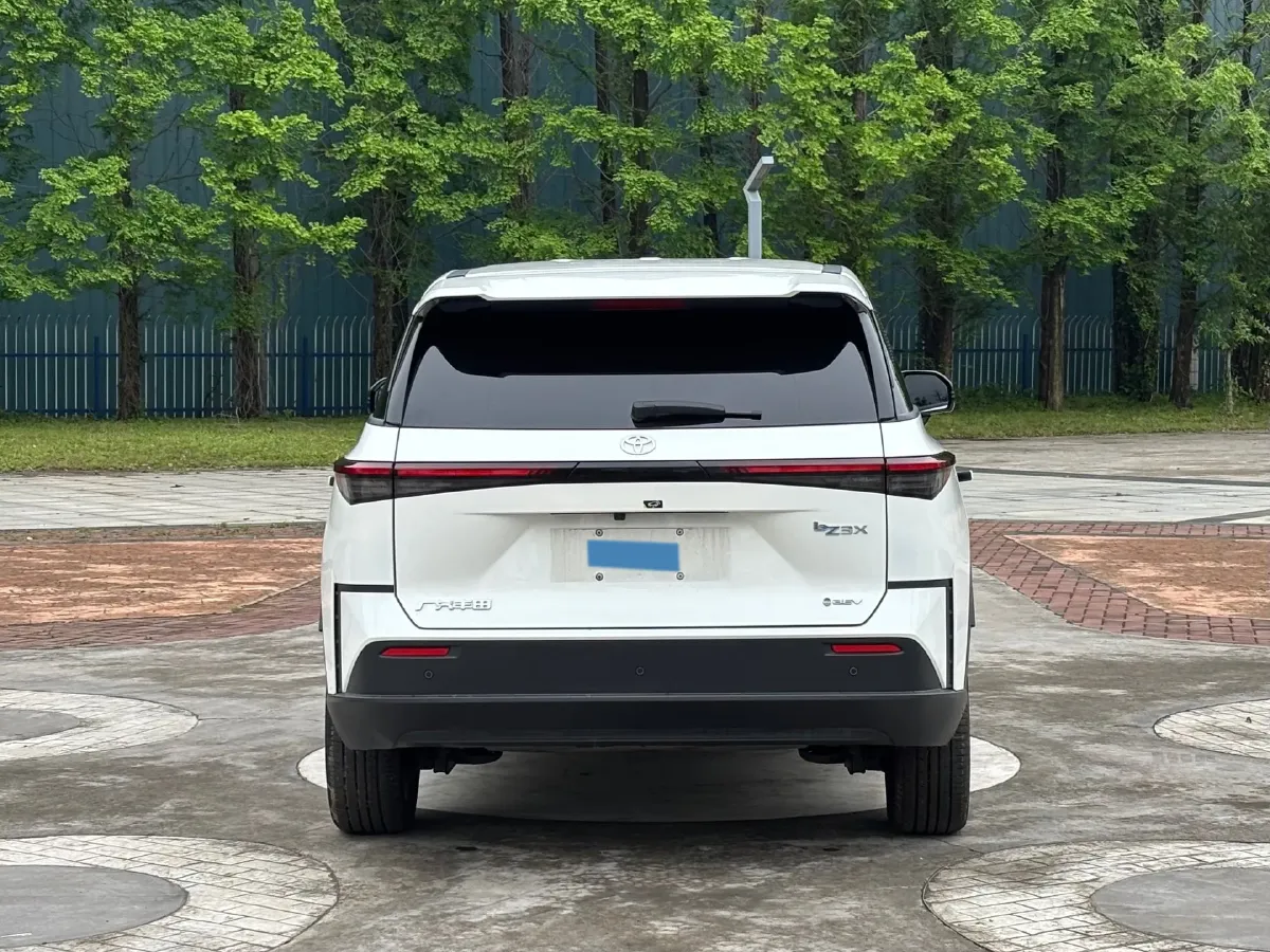 2025 Toyota BZ3X BEV 58.37KWH,autocango,china used car exporter,china ev exporter,chinese used car exporter,chinese used ev exporter