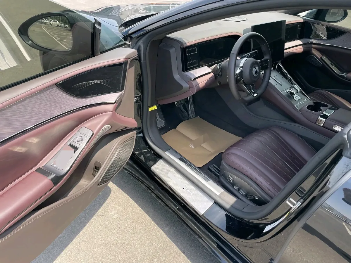 2024 Denza DenzaZ9GT 2.0T 207HP L4 E-CVT PHEV 38.5KWH,autocango,china used car exporter,china ev exporter,chinese used car exporter,chinese used ev exporter