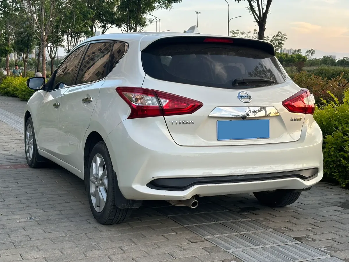 2021 Nissan Tiida 1.6L 122HP L4 CVT,autocango,china used car exporter,china ev exporter,chinese used car exporter,chinese used ev exporter