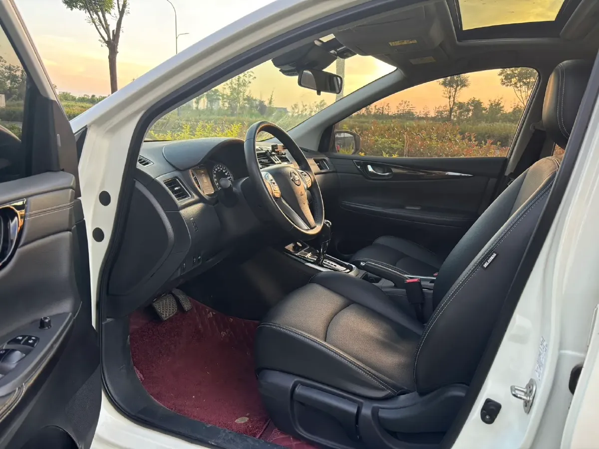 2021 Nissan Tiida 1.6L 122HP L4 CVT,autocango,china used car exporter,china ev exporter,chinese used car exporter,chinese used ev exporter