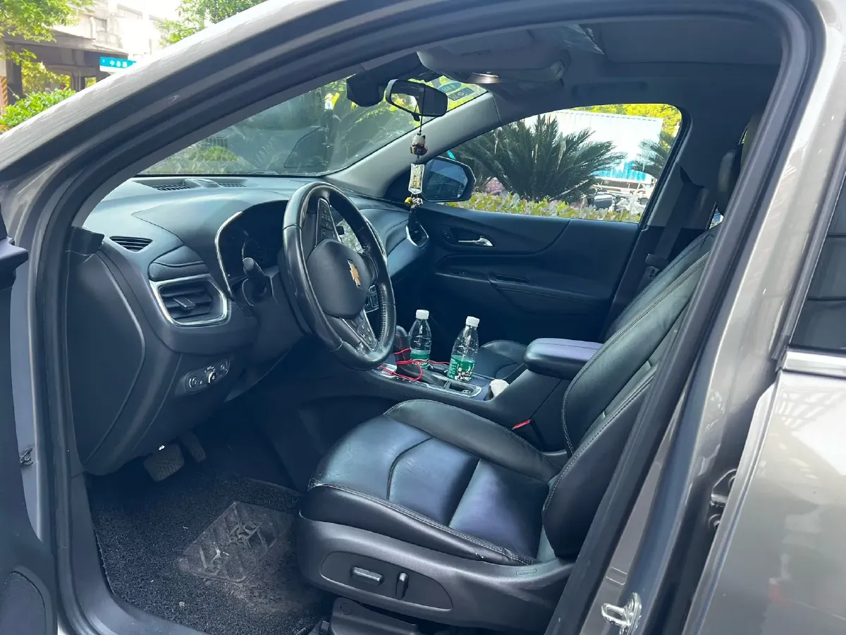 2018 Chevrolet Equinox 2.0T 260HP L4 9AT,autocango,china used car exporter,china ev exporter,chinese used car exporter,chinese used ev exporter